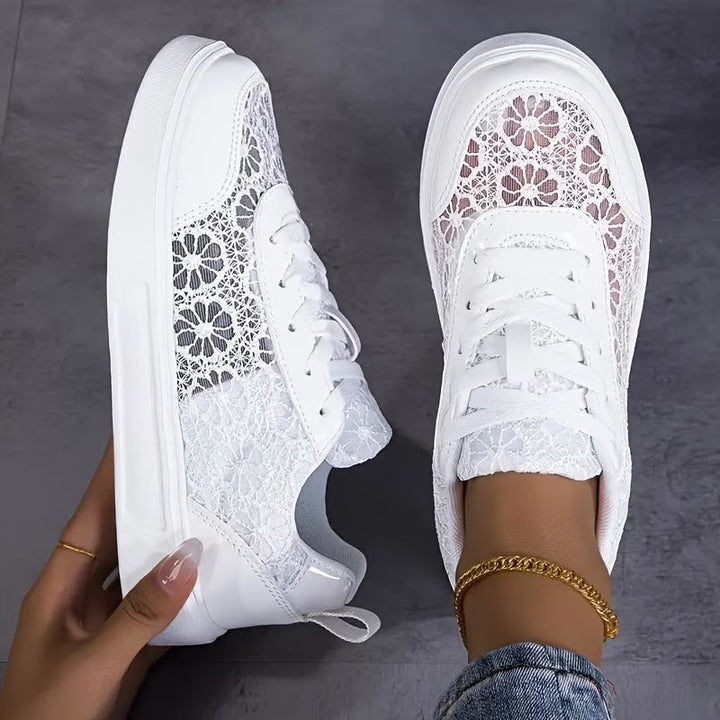 Lazo | Zapatillas de Encaje Floral