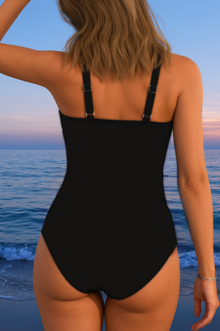 Elegante bañador envolvente con vibrante estampado